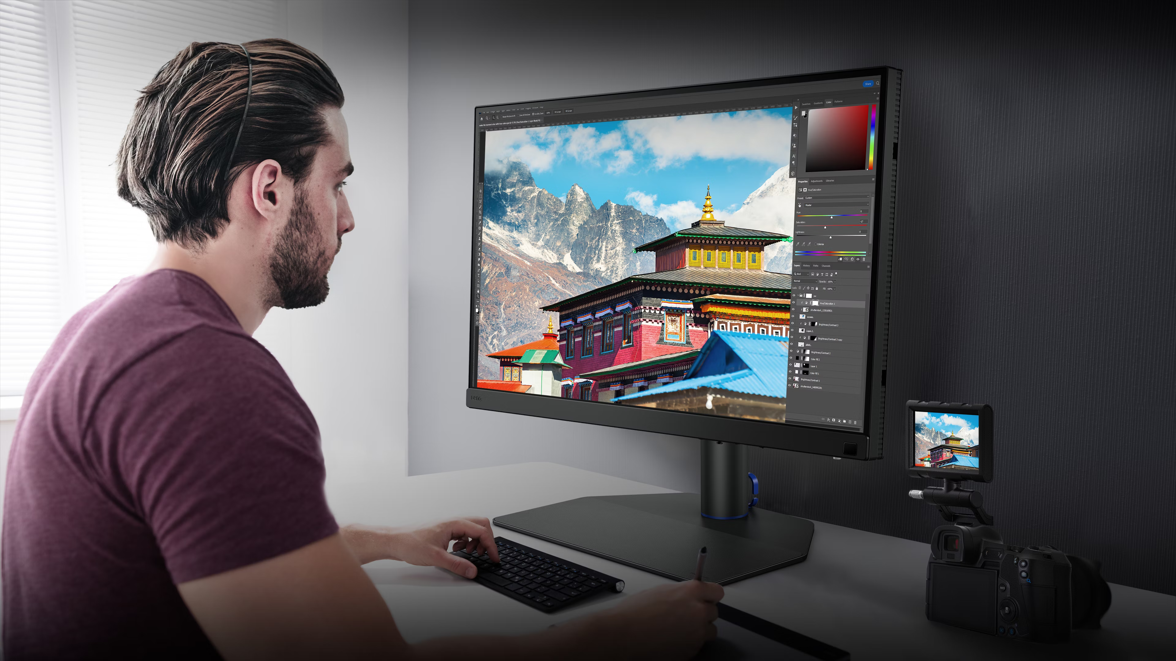 6 benq monitor photo SW272U